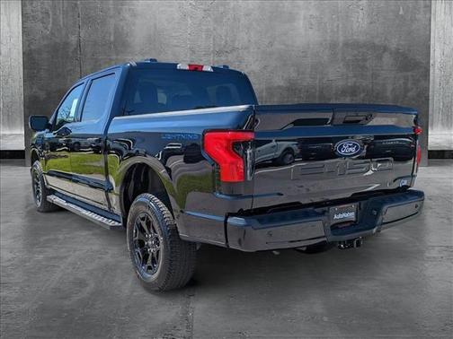 2025 Ford F-150 Lightning XLT