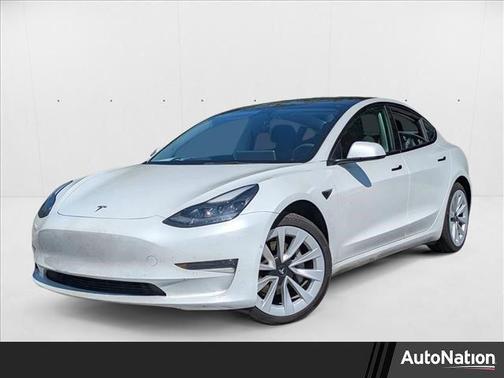 2022 Tesla Model 3 Long Range