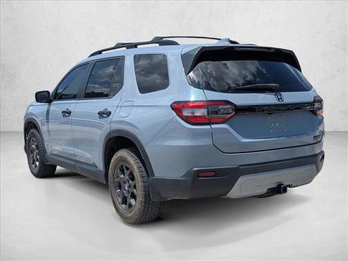 Sonic Gray Pearl 2024 Honda Pilot TrailSport