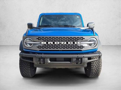 Velocity Blue Metallic 2024 Ford Bronco Badlands