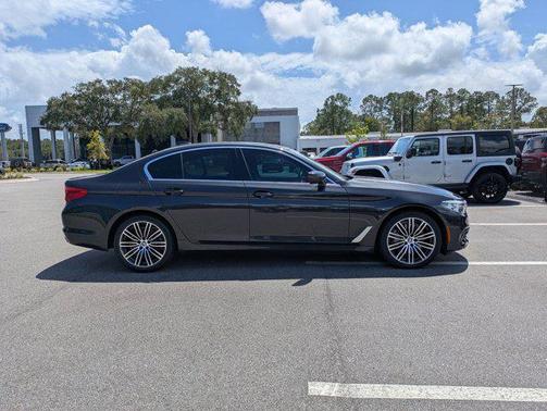 2019 BMW 540 540i