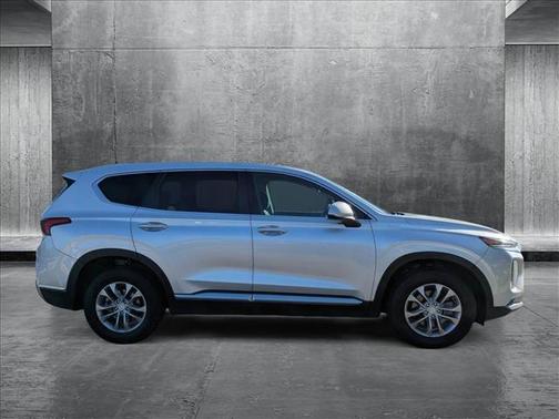 2019 Hyundai SANTA FE SE 2.4