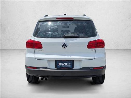 Pure White 2017 Volkswagen Tiguan 2.0T S