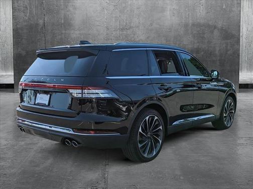 2025 Lincoln Aviator Reserve AWD