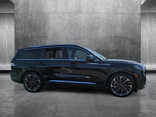 2025 Lincoln Aviator Reserve AWD