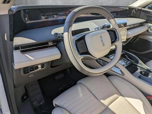 2025 Lincoln Nautilus Reserve