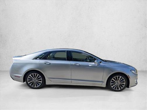 Silver Radiance Metallic 2020 Lincoln MKZ Standard