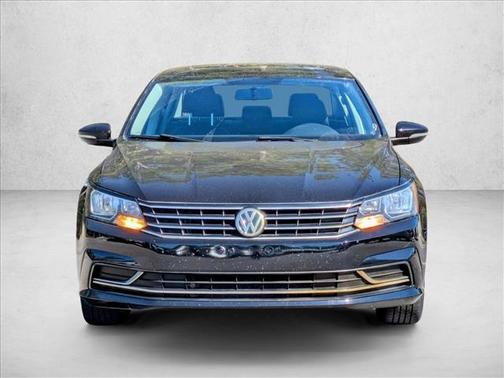 2018 Volkswagen Passat 2.0T SE