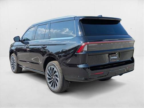 2025 Lincoln Navigator Black Label