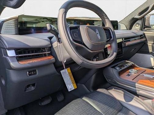 2025 Lincoln Navigator Black Label