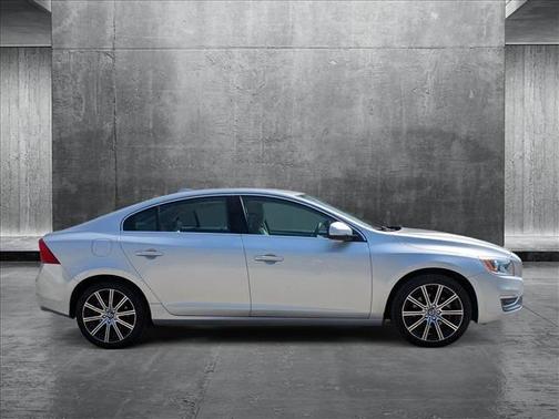 2018 Volvo S60 Inscription T5