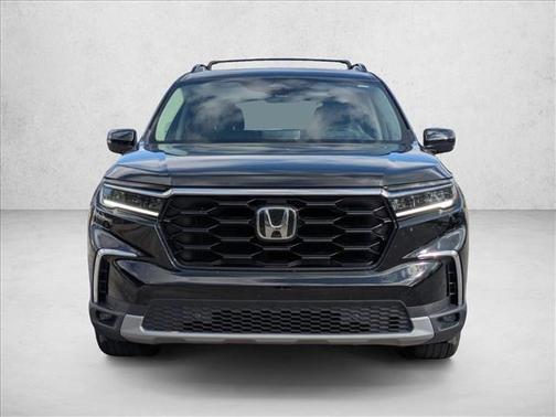 2024 Honda Pilot Touring 8-Passenger