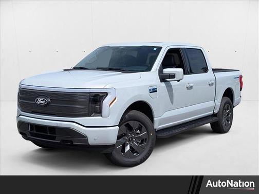 2025 Ford F-150 Lightning LARIAT
