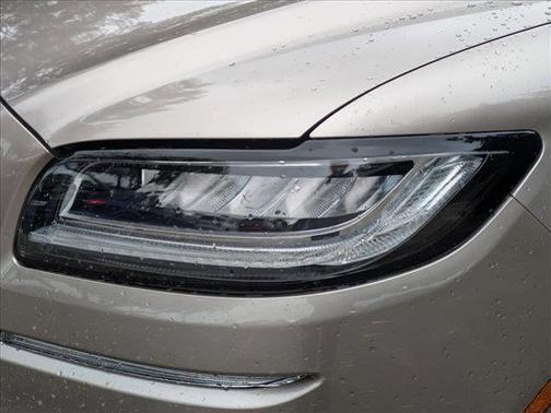 2020 Lincoln Nautilus Standard