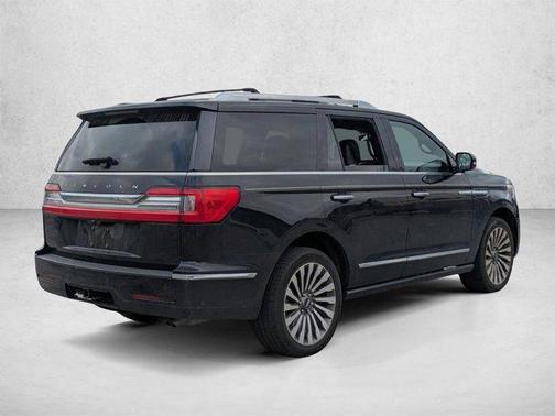 Infinite Black Metallic 2019 Lincoln Navigator Reserve