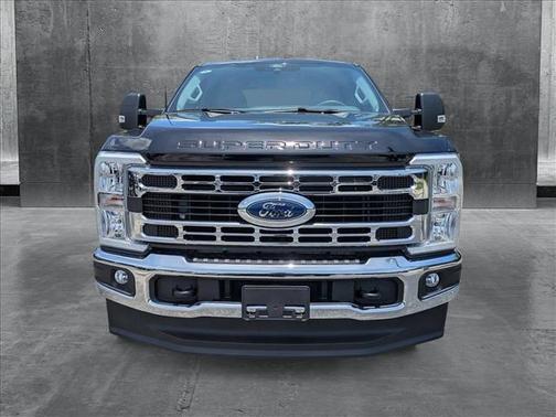 2025 Ford F-350 XLT