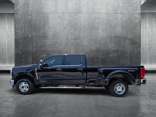 2025 Ford F-350 XLT