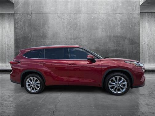 2023 Toyota Highlander Limited