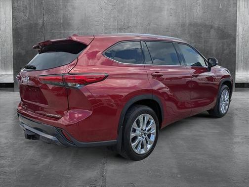 2023 Toyota Highlander Limited