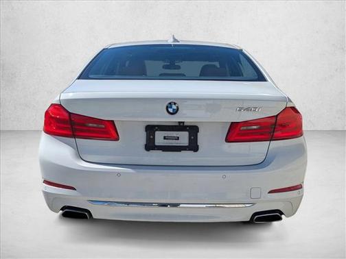 2019 BMW 540 540i