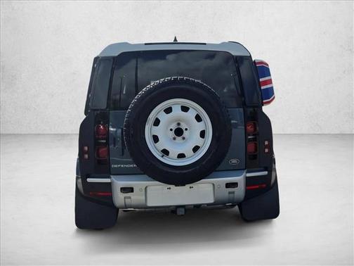 2022 Land Rover Defender 90 S