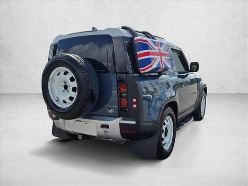 2022 Land Rover Defender 90 S