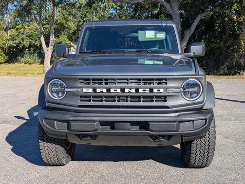 2025 Ford Bronco Base 4 Door 4x4