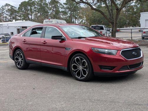 2018 Ford Taurus SHO