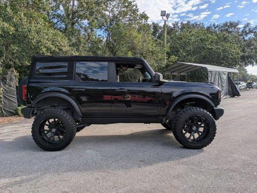 2022 Ford Bronco Base 4 Door 4x4