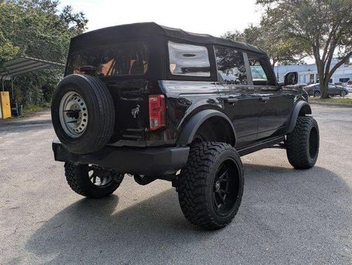 2022 Ford Bronco Base 4 Door 4x4