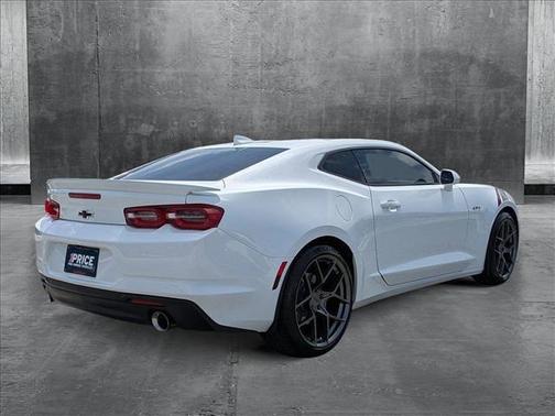 2020 Chevrolet Camaro RWD Coupe LT1