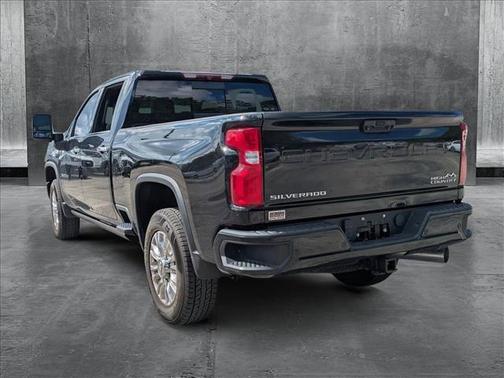 2022 Chevrolet Silverado 2500 High Country