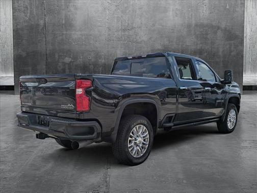 2022 Chevrolet Silverado 2500 High Country