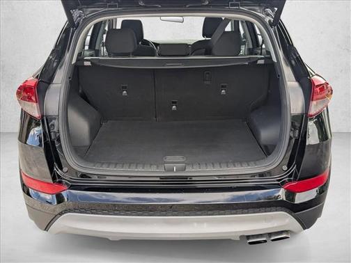 2017 Hyundai TUCSON Night