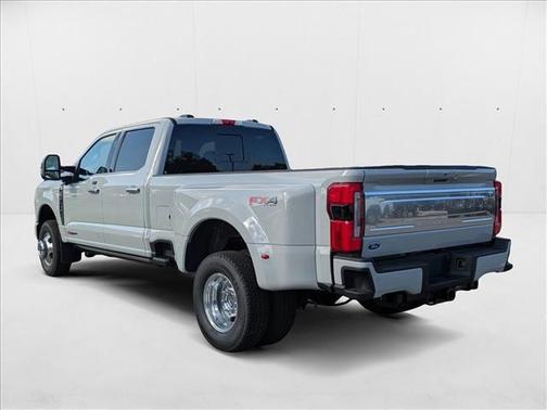 2025 Ford F-350 Platinum