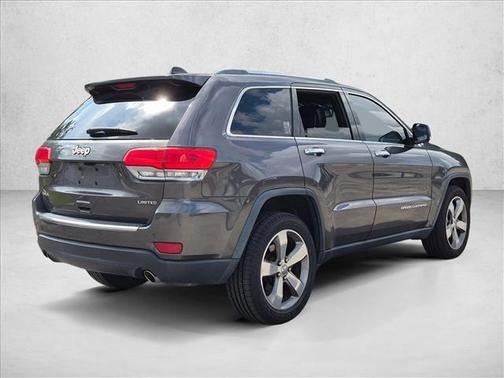 Brilliant Black Crystal Pearlcoat 2014 Jeep Grand Cherokee Limited