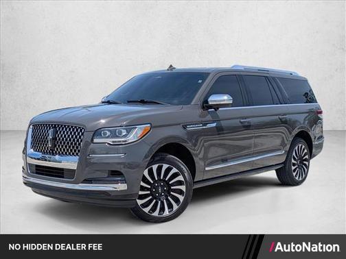 Chroma Caviar Dark Gray Metallic Clearcoat 2024 Lincoln Navigator Black Label