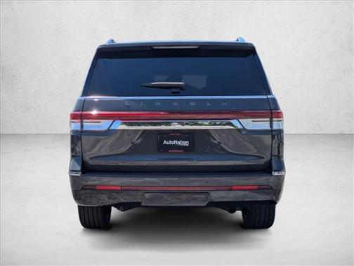 Chroma Caviar Dark Gray Metallic Clearcoat 2024 Lincoln Navigator Black Label