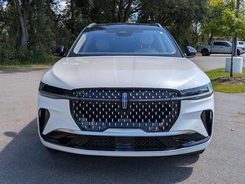 2025 Lincoln Nautilus Reserve