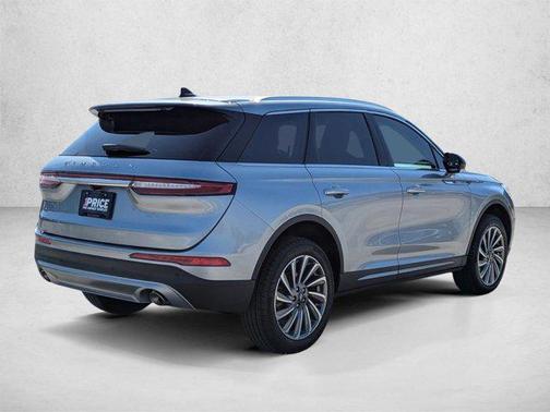 Silver Radiance Metallic Clearcoat 2024 Lincoln Corsair Reserve