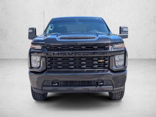 Mosaic Black Metallic 2022 Chevrolet Silverado 2500 Custom