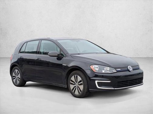 2016 Volkswagen e-Golf SE