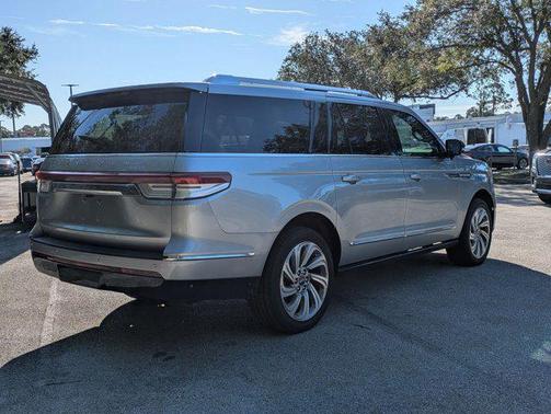 2024 Lincoln Navigator Reserve