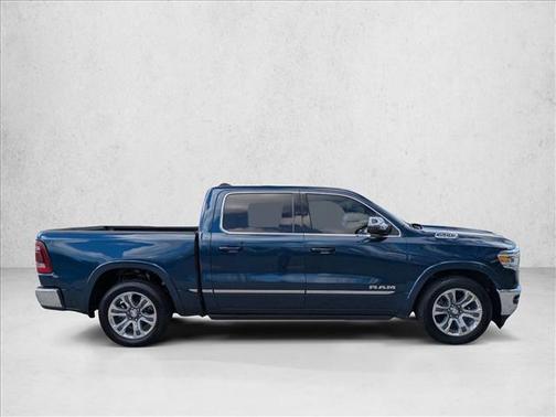 Patriot Blue Pearlcoat 2023 RAM 1500 Limited