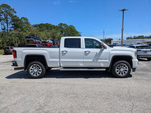 2015 GMC Sierra 2500 Denali