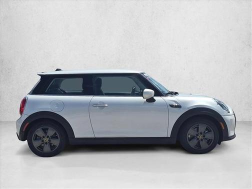 Nanuq White Metallic 2024 MINI Hardtop Cooper S