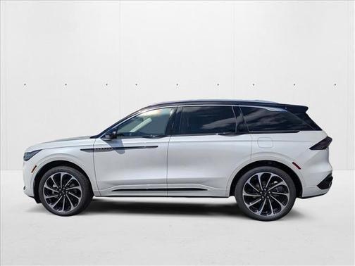 2025 Lincoln Nautilus Black Label