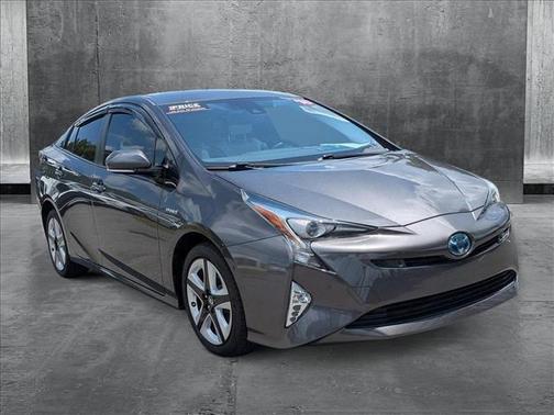2018 Toyota Prius Four Touring