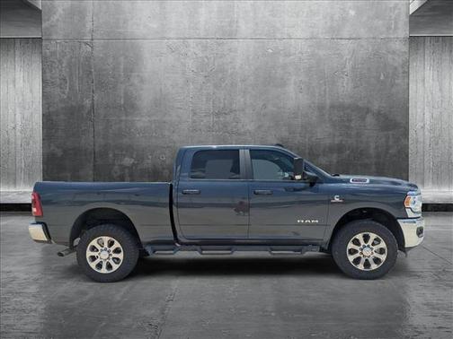 2022 RAM 2500 Big Horn Crew Cab 4x4 6'4' Box