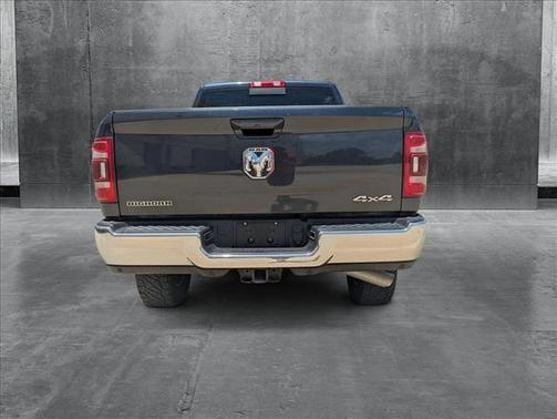 2022 RAM 2500 Big Horn Crew Cab 4x4 6'4' Box